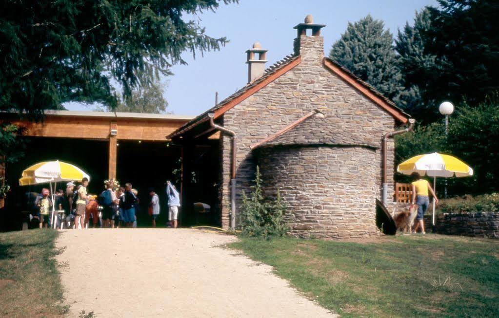 Vvf Les Cevennes Hotel Bédouès Exterior foto